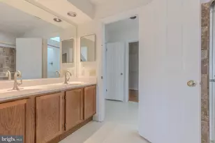 3929 Sunflower Cir, Bowie, MD 20721 - Photo 20