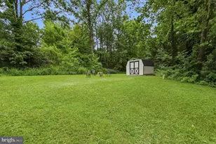 5121 S South Barnaby Rd, Temple Hills, MD 20748 - Photo 32