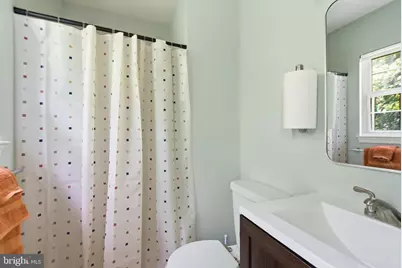 5121 S South Barnaby Road, Temple Hills, MD 20748 - Photo 18