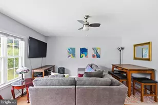 5121 S South Barnaby Rd, Temple Hills, MD 20748 - Photo 10
