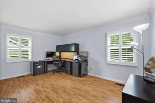 12127 Long Ridge Ln, Bowie, MD 20715 - Photo 24