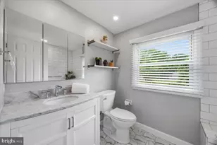 12127 Long Ridge Ln, Bowie, MD 20715 - Photo 32
