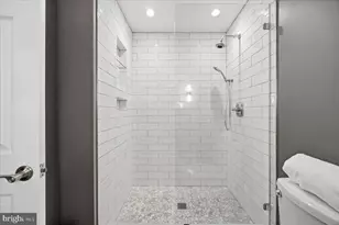 12127 Long Ridge Ln, Bowie, MD 20715 - Photo 22