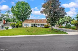 12127 Long Ridge Ln, Bowie, MD 20715 - Photo 6