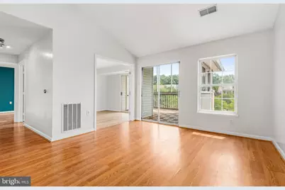 6640 Lake Park Drive #3B, Greenbelt, MD 20770 - Photo 8