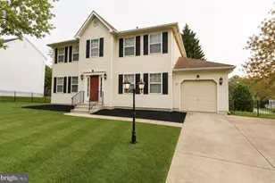 1111 Kings Heather Dr, Bowie, MD 20721 - Photo 2