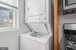 6944 Hawthorne St, Hyattsville, MD 20785 - Photo 14