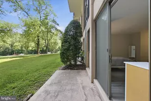 6100 Westchester Park Dr, College Park, MD 20740 - Photo 16