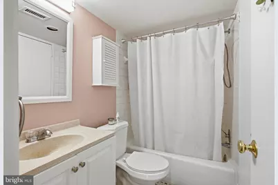 6100 Westchester Park Drive #T8, College Park, MD 20740 - Photo 6