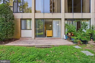 6100 Westchester Park Drive #T8, College Park, MD 20740 - Photo 14