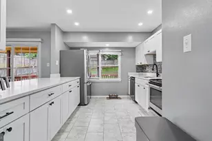 9012 Cameron Ct, Clinton, MD 20735 - Photo 4