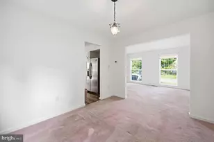 7524 Val Ln, District Heights, MD 20747 - Photo 10