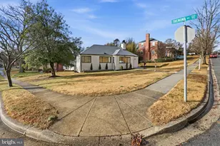 5621 Hawthorne St, Landover, MD 20785 - Photo 4