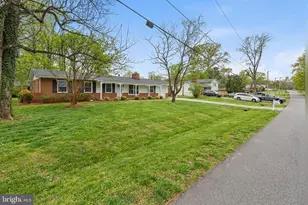 9535 Nottingham Dr, Upper Marlboro, MD 20772 - Photo 2