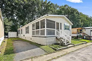 9514 Beech Park St, Capitol Heights, MD 20743 - Photo 1