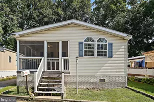 9514 Beech Park St, Capitol Heights, MD 20743 - Photo 2