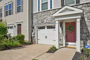 12 Arenas Ct, Capitol Heights, MD 20743 - Photo 2
