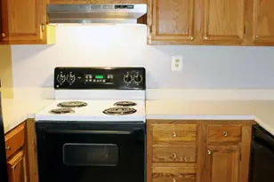 5834 N Holly Springs Dr, Capitol Heights, MD 20743 - Photo 6