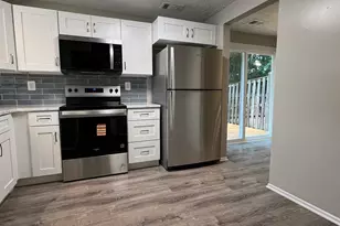 16337 Pewter Ln, Bowie, MD 20716 - Photo 4