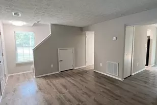 16337 Pewter Ln, Bowie, MD 20716 - Photo 2
