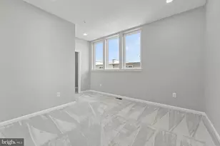 515 Riversail Ln, National Harbor, MD 20745 - Photo 18
