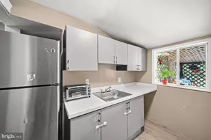 5113 Crittenden St, Hyattsville, MD 20781 - Photo 12
