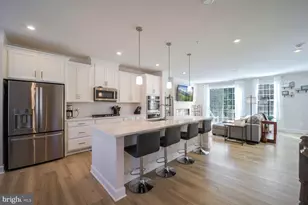 10864 Foxtrot Cir, Upper Marlboro, MD 20772 - Photo 2