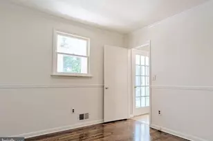 5725 Nevada St, College Park, MD 20740 - Photo 4