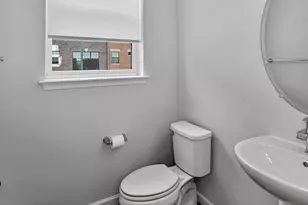 612 Leigh, Oxon Hill, MD 20745 - Photo 12
