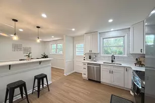 1922 Oakwood St, Temple Hills, MD 20748 - Photo 6