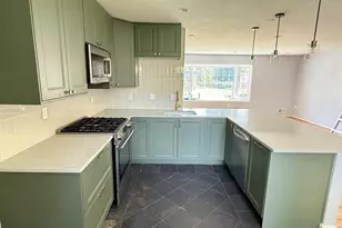 7905 Esther Dr, Oxon Hill, MD 20745 - Photo 2