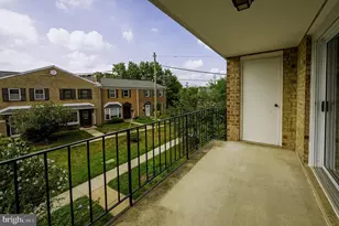 7950 Lakecrest Dr, Greenbelt, MD 20770 - Photo 34
