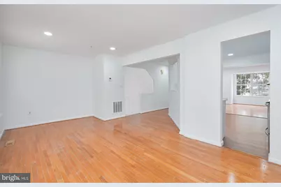 9909 Royal Commerce Place, Upper Marlboro, MD 20774 - Photo 8