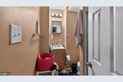 13100 N Point Lane, Laurel, MD 20708 - Photo 26