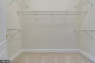8005 Homefield Dr, Landover, MD 20785 - Photo 36