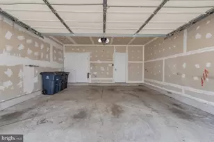 8005 Homefield Dr, Landover, MD 20785 - Photo 28