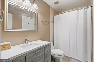 13013 Trumbull Dr, Upper Marlboro, MD 20772 - Photo 16