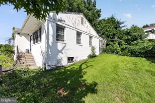 2511 Oxon Run Dr, Temple Hills, MD 20748 - Photo 30