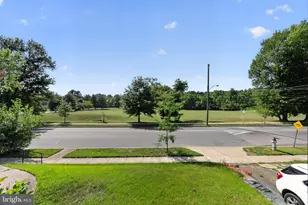 2511 Oxon Run Dr, Temple Hills, MD 20748 - Photo 18