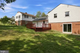 7901 Powhatan St, Hyattsville, MD 20784 - Photo 40