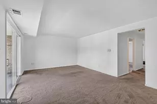 8108 Lakecrest Dr, Greenbelt, MD 20770 - Photo 4