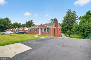 4112 Beachcraft Ct, Temple Hills, MD 20748 - Photo 2