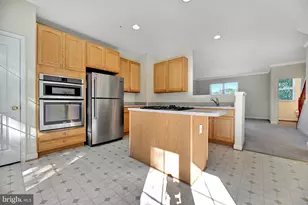 5428 Marshalls Choice Dr, Bowie, MD 20720 - Photo 2