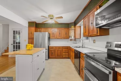 320 Pemberton Street, Upper Marlboro, MD 20774 - Photo 18