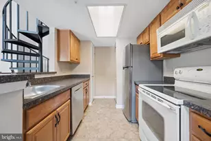 10416 Westridge Dr, Bowie, MD 20721 - Photo 22