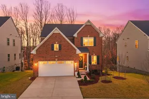 15542 Twin River Cir Circle, Bowie, MD 20716 - Photo 2