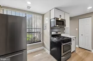 3342 Huntley Sq Dr, Temple Hills, MD 20748 - Photo 18