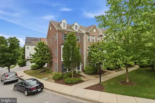 9500 Westerdale Dr, Upper Marlboro, MD 20774 - Photo 2