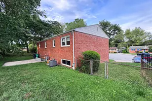 7704 Fanwood Ct, District Heights, MD 20747 - Photo 20