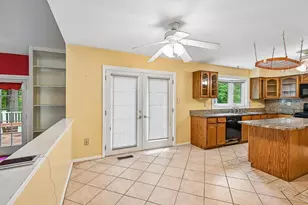 10814 Cherry Blossom Ct, Hyattsville, MD 20783 - Photo 20